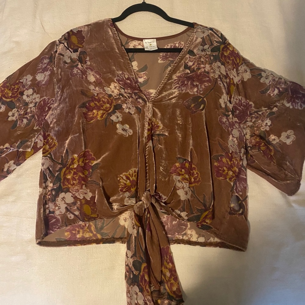 Women’s Anthropologie Floral Top, Size Medium